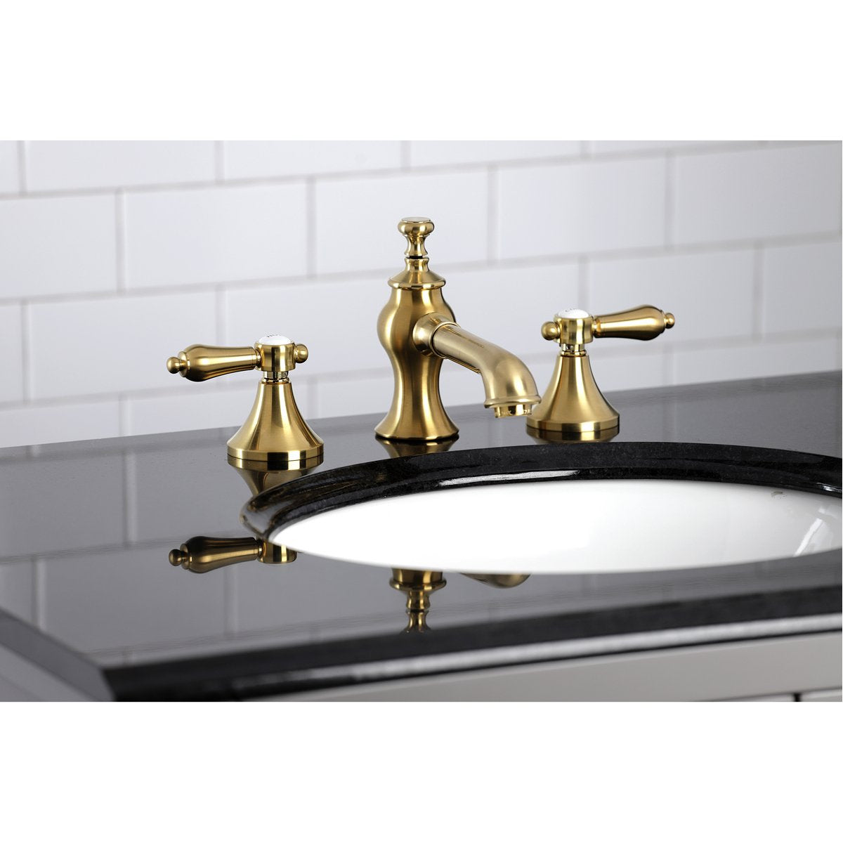Kingston Brass Heirloom 8-Inch Widespread Bathroom Faucet