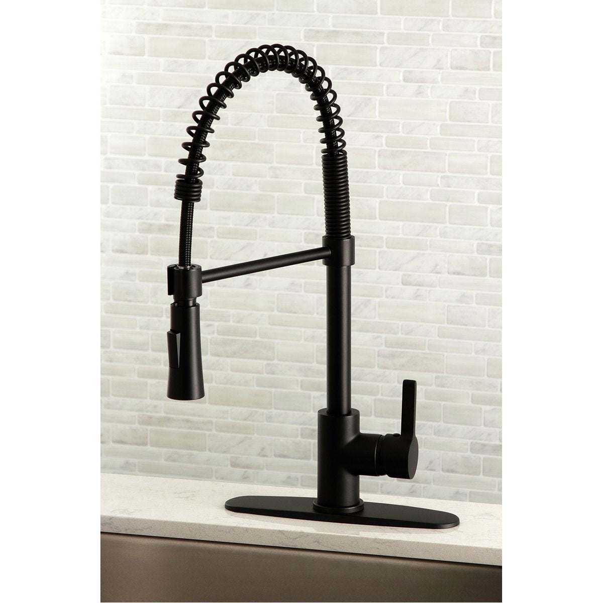Kingston Brass Gourmetier Continental Single-Handle Pull-Down Kitchen Faucet