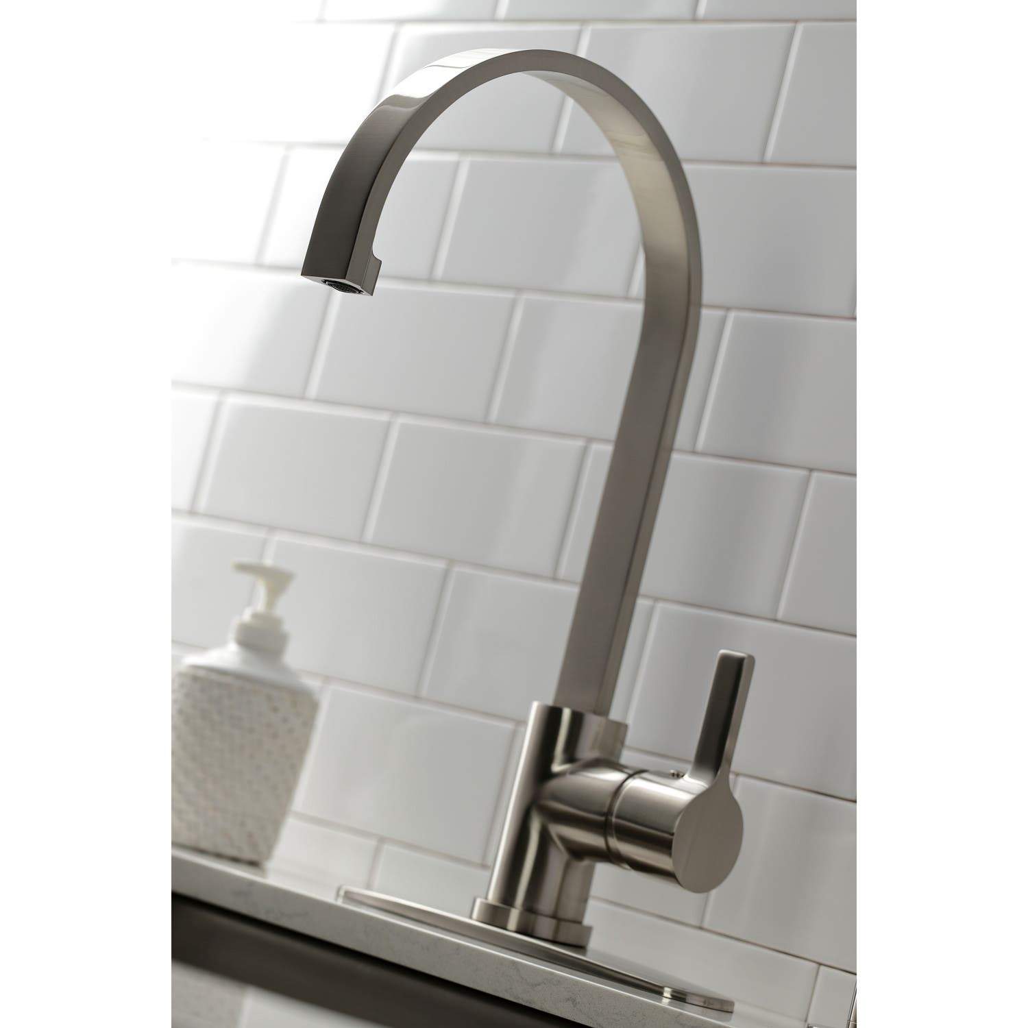 Kingston Brass LS871XCTLBS-P Continental Single-Handle Kitchen Faucet with Brass Sprayer