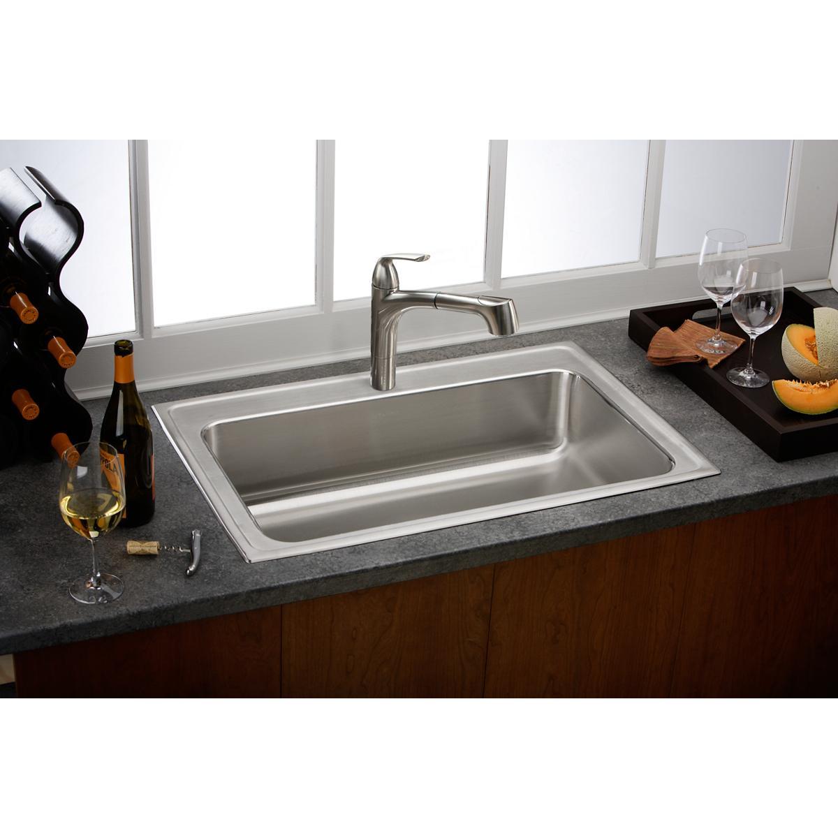 Elkay Gourmet Single Hole Kitchen Faucet Pull-out Spray and Lever Handle with Hi and Mid-rise Base Options-DirectSinks