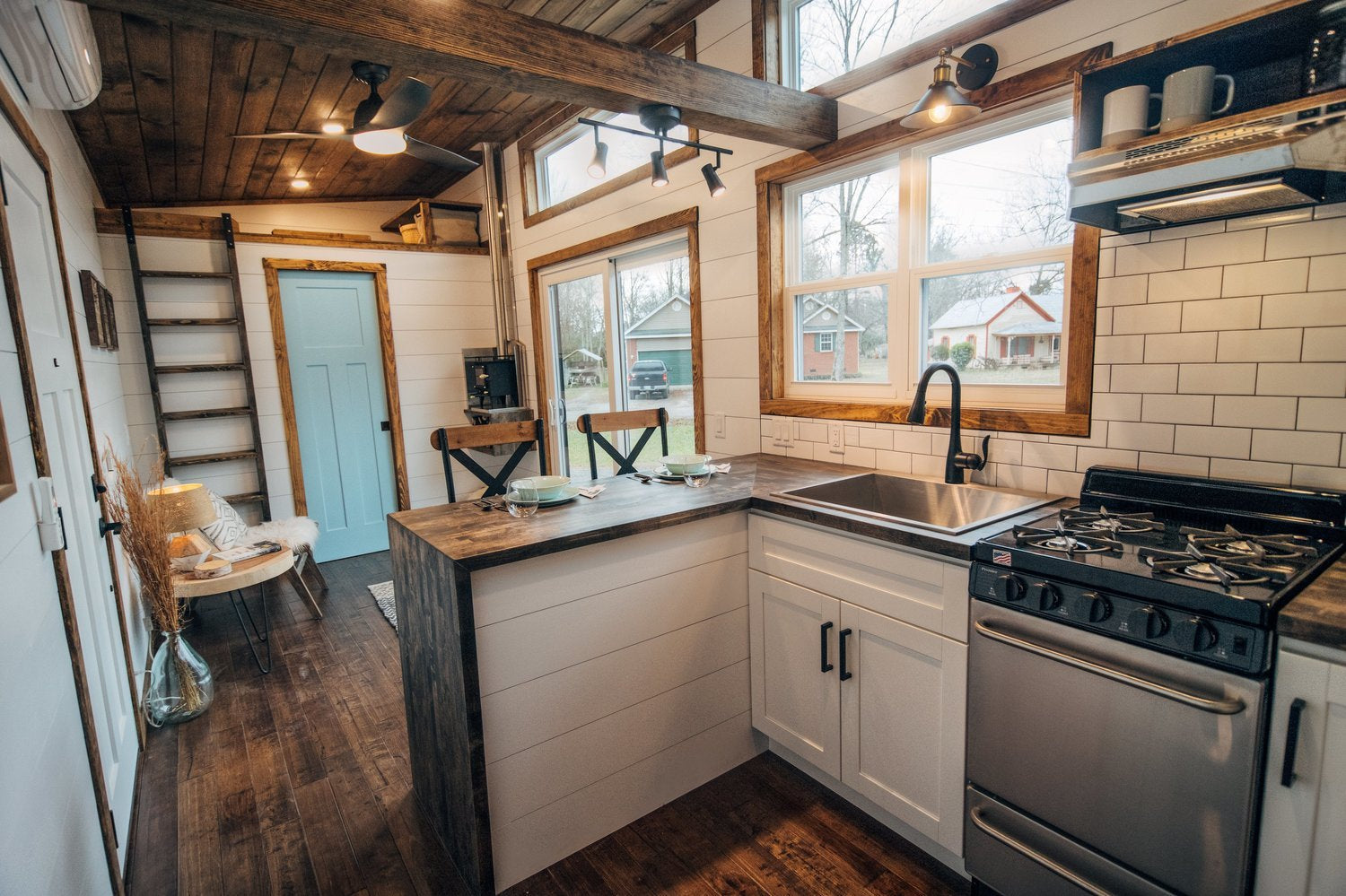 Awesome tiny Home Kitchen by Wind River Tiny Homes  https://www.windrivertinyhomes.com/the-lupine