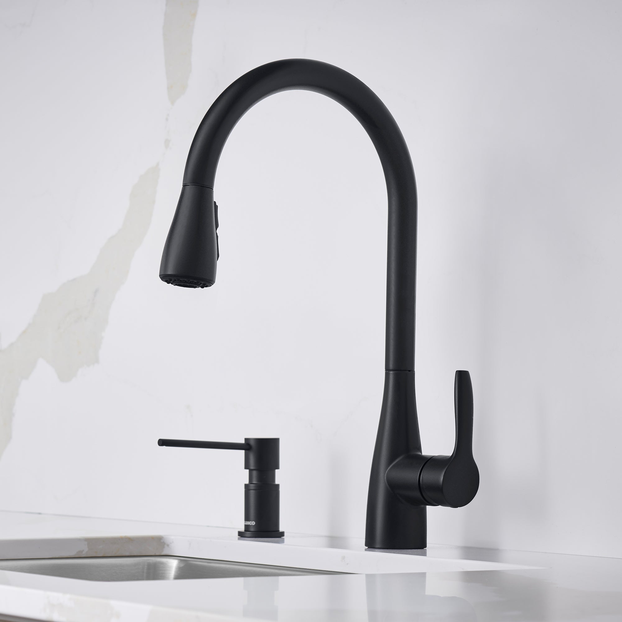 BLANCO Atura Pull-Down Kitchen Faucet