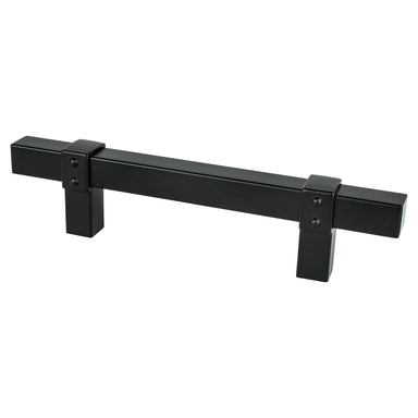 Berenson Rivet Rebel Pull in Matte Black