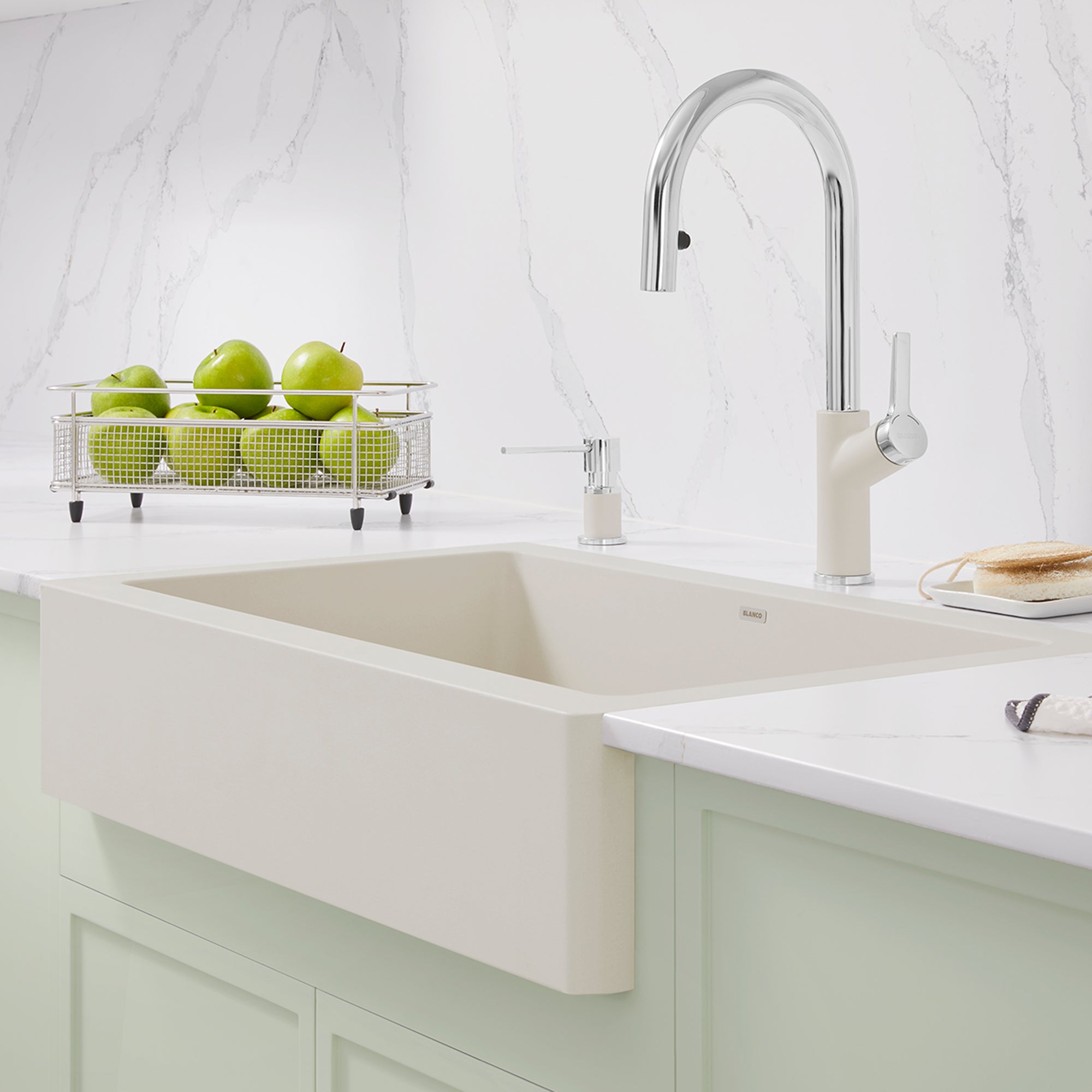 BLANCO Urbena Pull-Down Kitchen Faucet with SILGRANIT Finishes