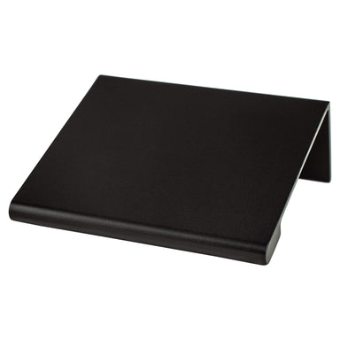 Berenson Contemporary Advantage Two Edge Pull in Matte Black