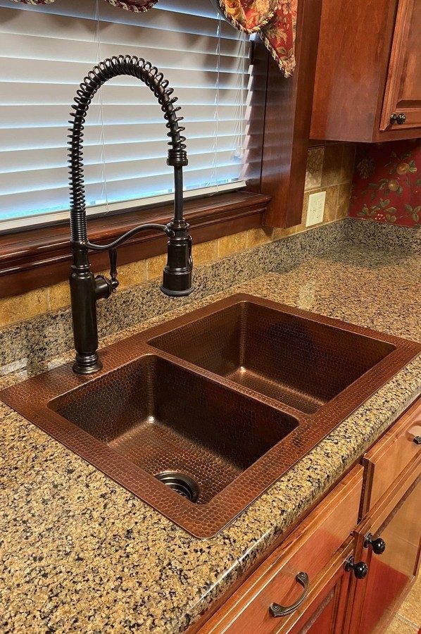 Premier Copper Products 33" Hammered Copper Kitchen 40/60 Double Basin Sink