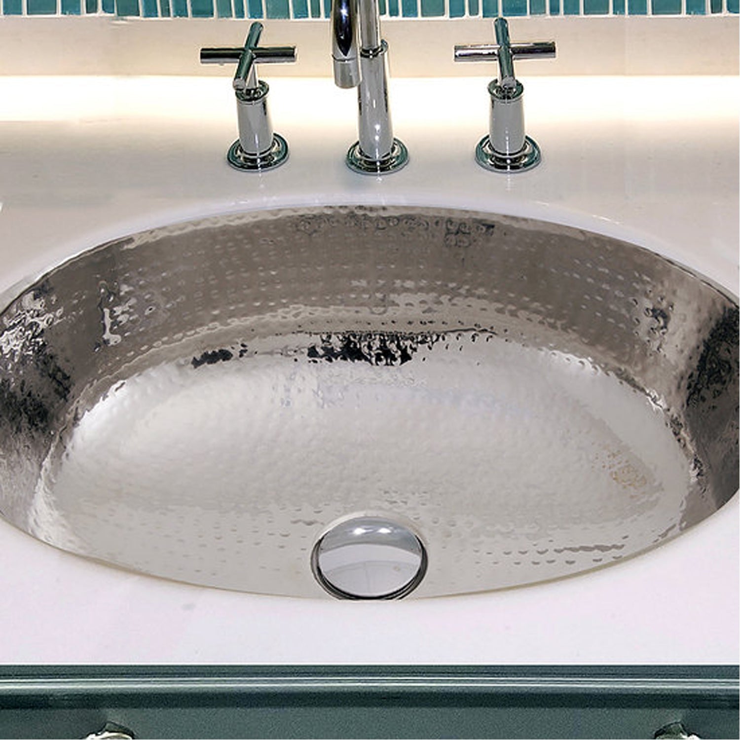 Nantucket Sinks OVS-OF 17.5-Inch x 13.75-Inch Hand Hammered Stainless Steel Oval Undermount Bathroom Sink with Overflow