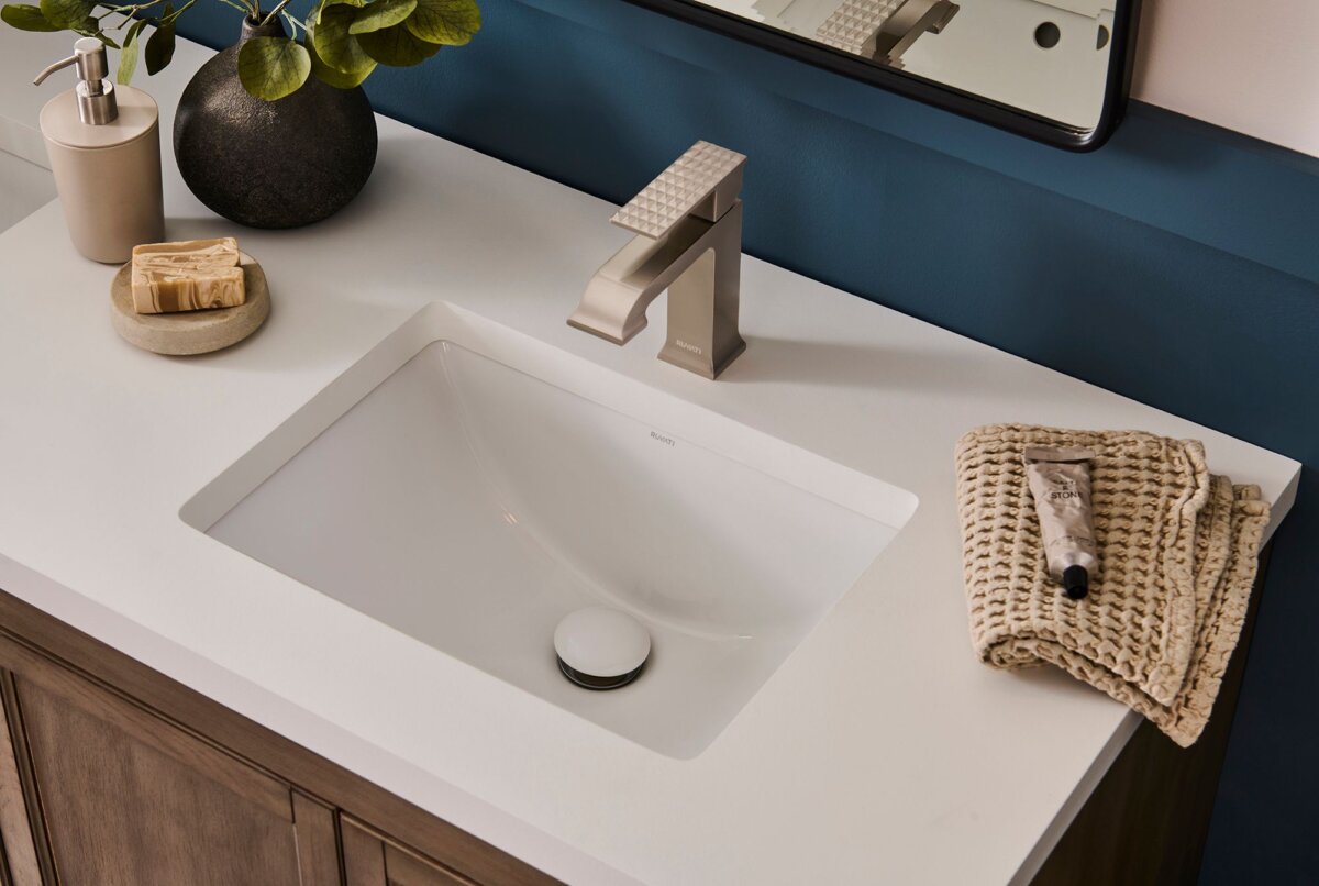Ruvati Decora Single Handle Square Art Deco Square Transitional Bathroom Faucet in Brushed Nickel Stainless - RVF5132BN