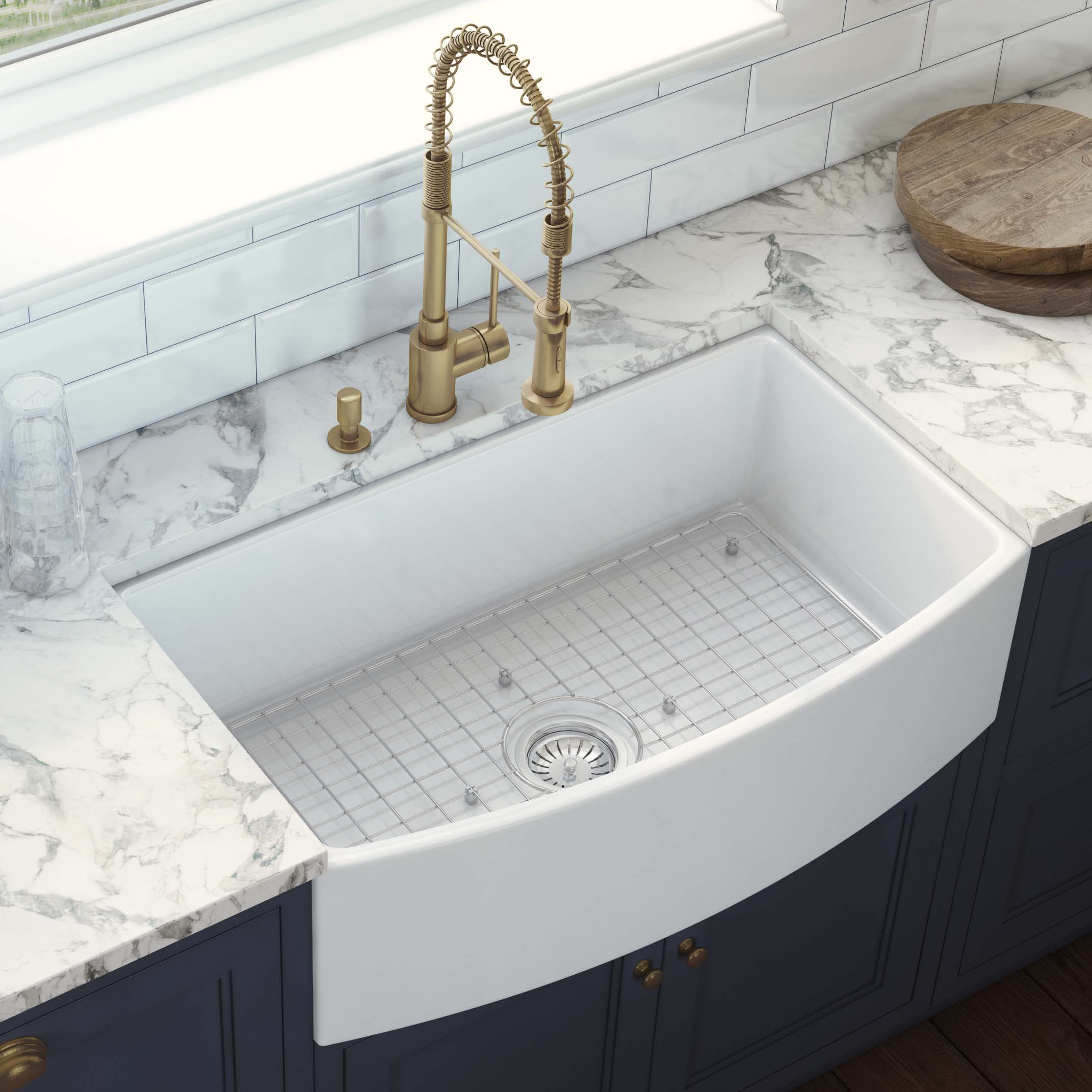 Ruvati 33" White Fireclay Bow-Front Farmhouse Kitchen Sink