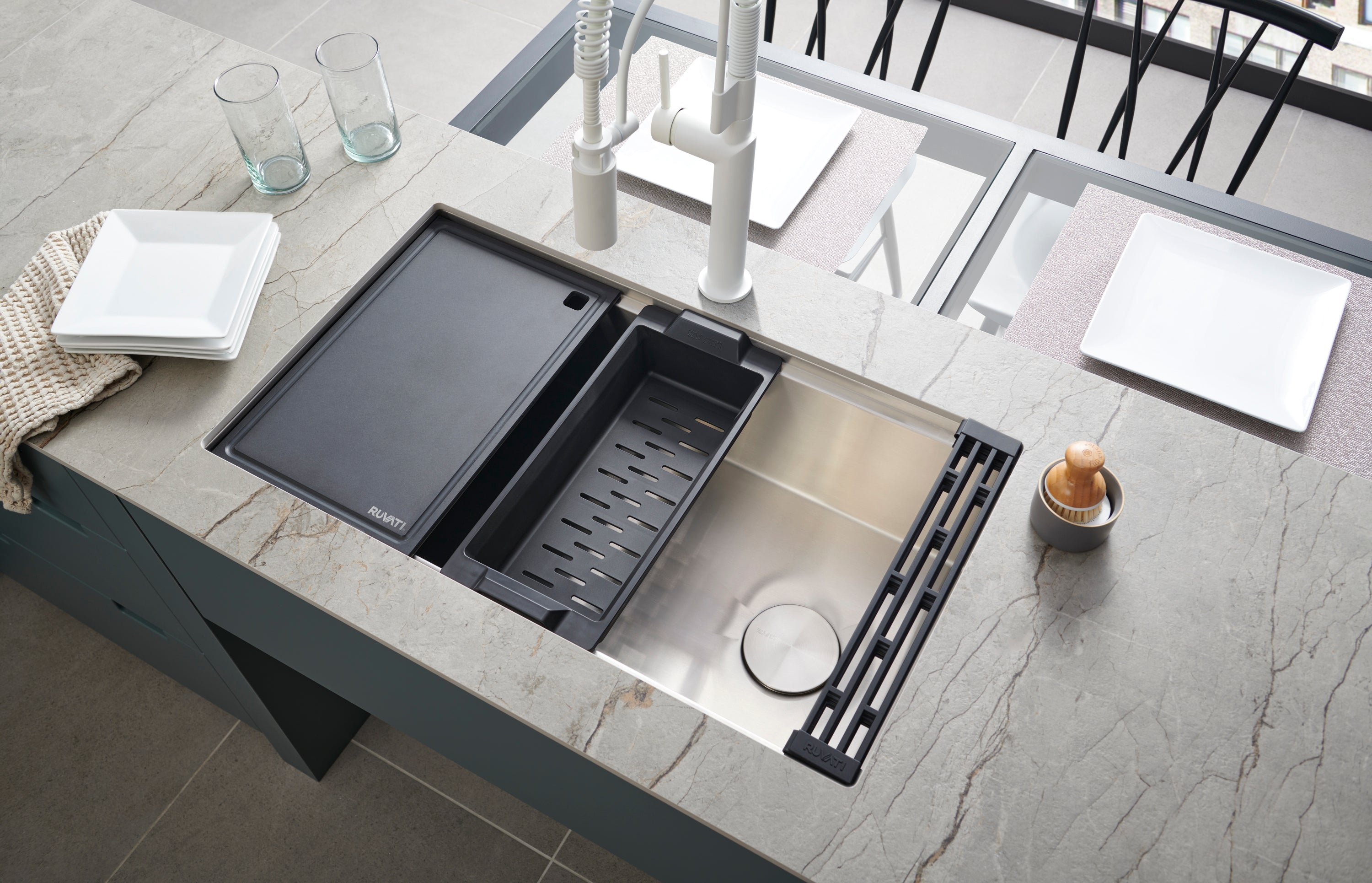 Ruvati 30" Undermount Workstation Offset Drain Kitchen Sink