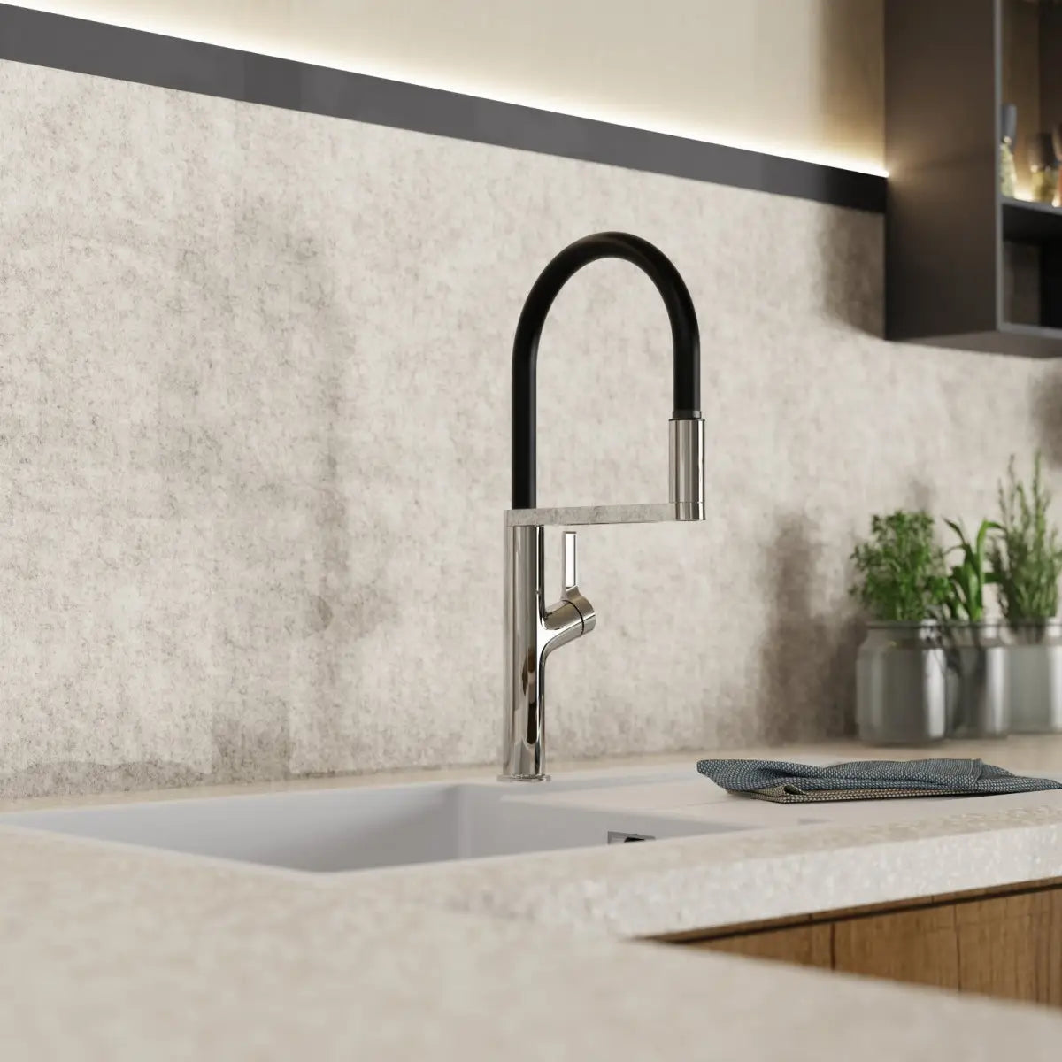 Wasserwerk Single Hole Pull Down Kitchen Faucet in Chrome