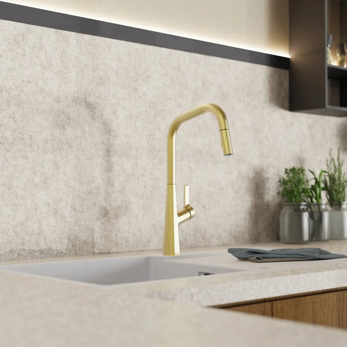 Wasserwerk Single Hole Pull Down Kitchen Faucet in Brushed Gold
