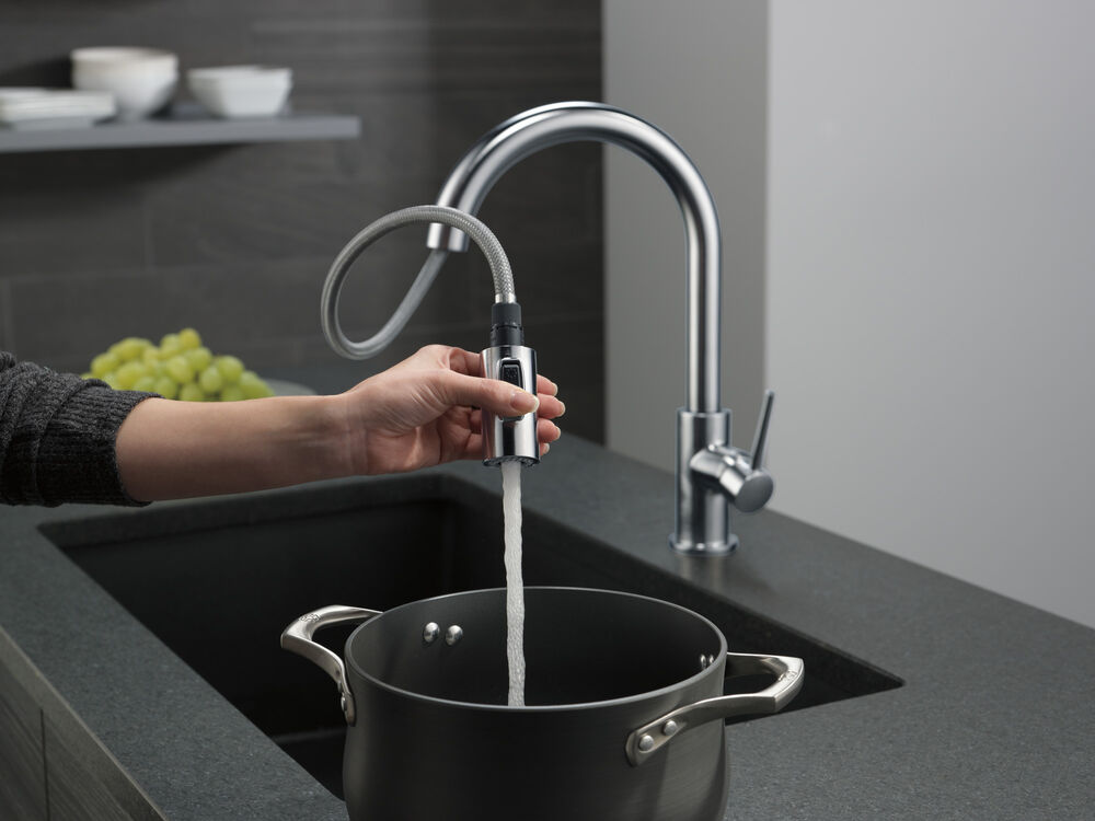 Delta Trinsic Single Handle Limited Swivel Pull-Down Kitchen Faucet