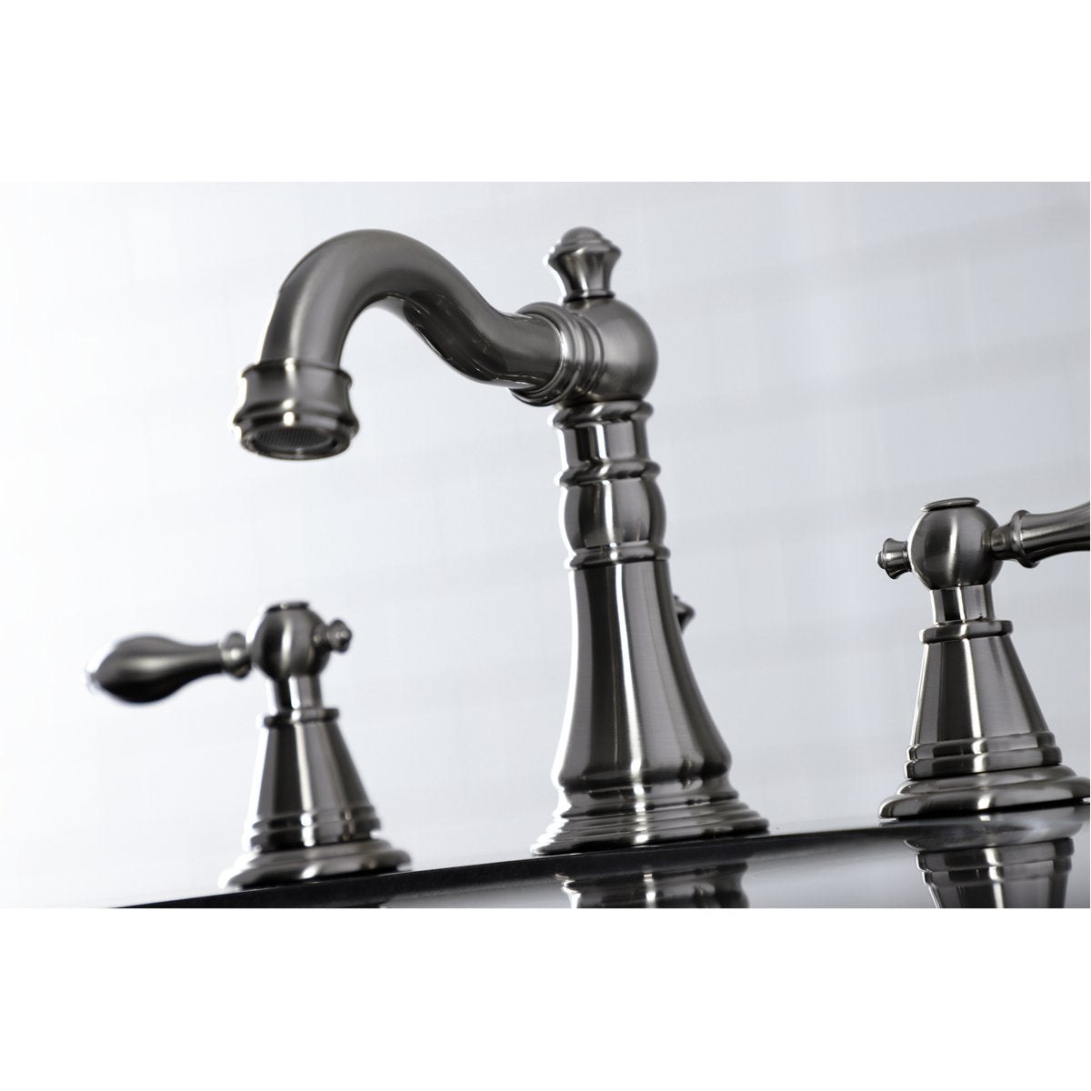 Kingston Brass Fauceture English Classic Widespread Bathroom Faucet