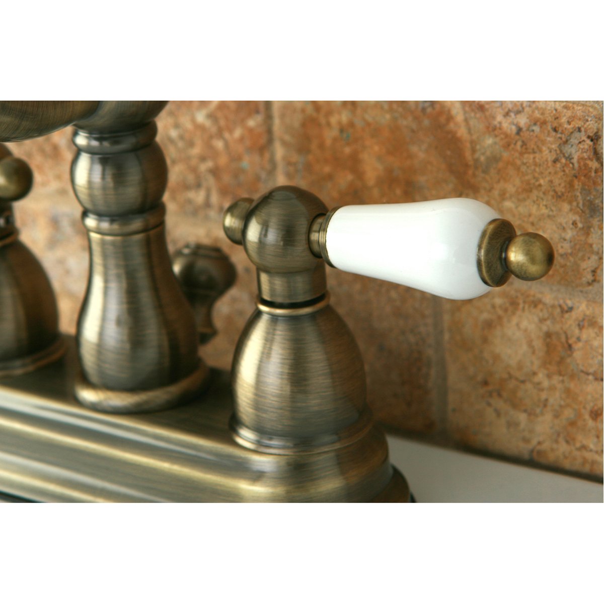 Kingston Brass Heritage 3-Hole 4-Inch Centerset Bathroom Faucet