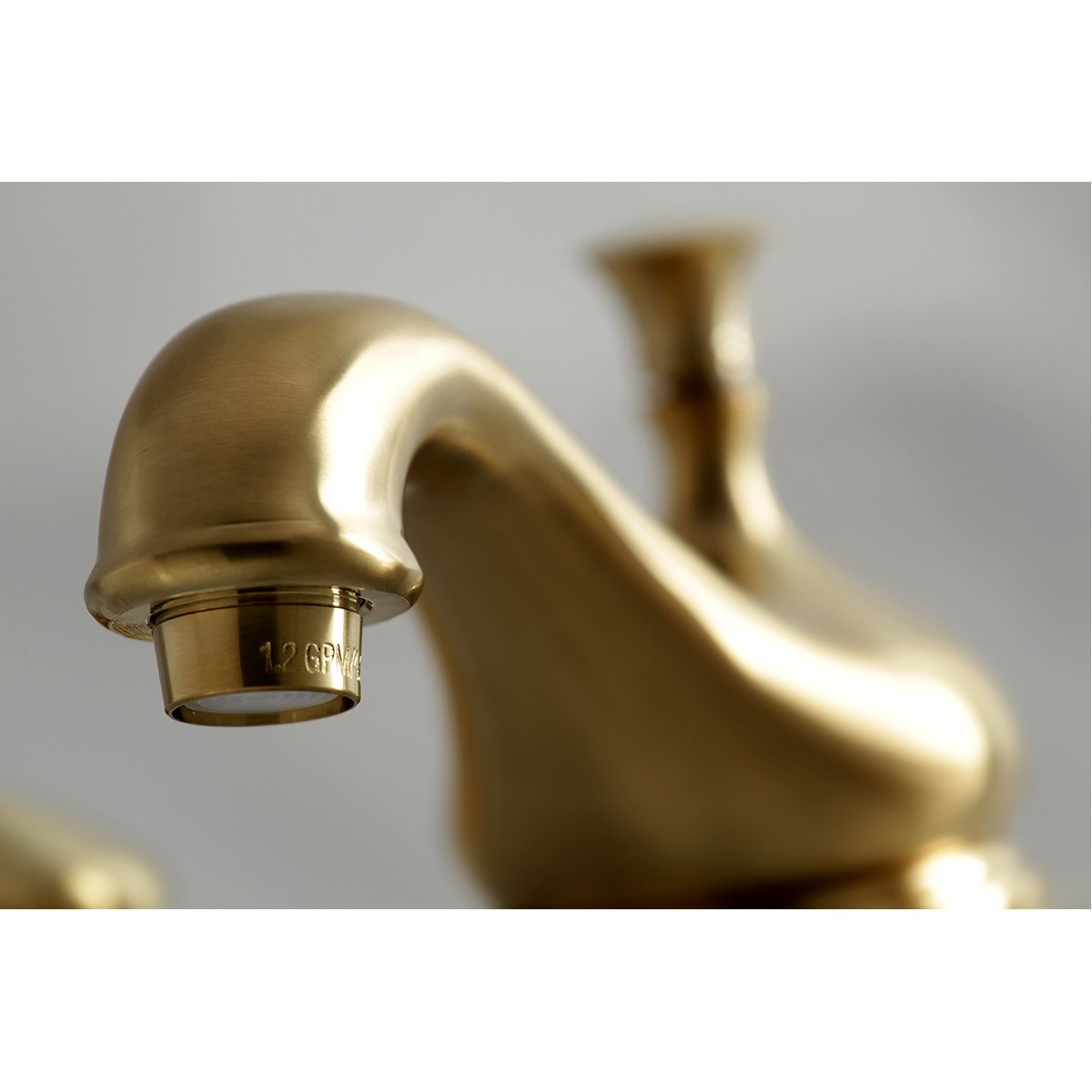 Kingston Brass Georgian 8-Inch Widespread Bathroom Faucet