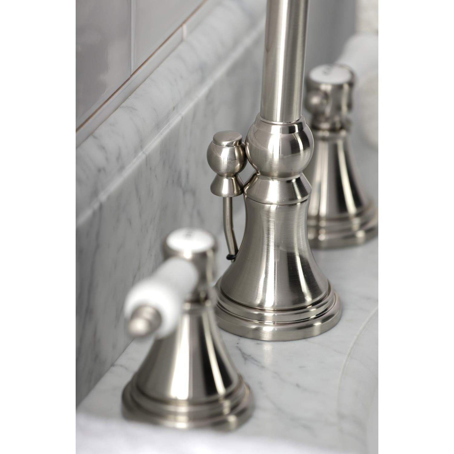 Kingston Brass KS298XBPL-P Bel Air Widespread Bathroom Faucet with Brass Pop-Up