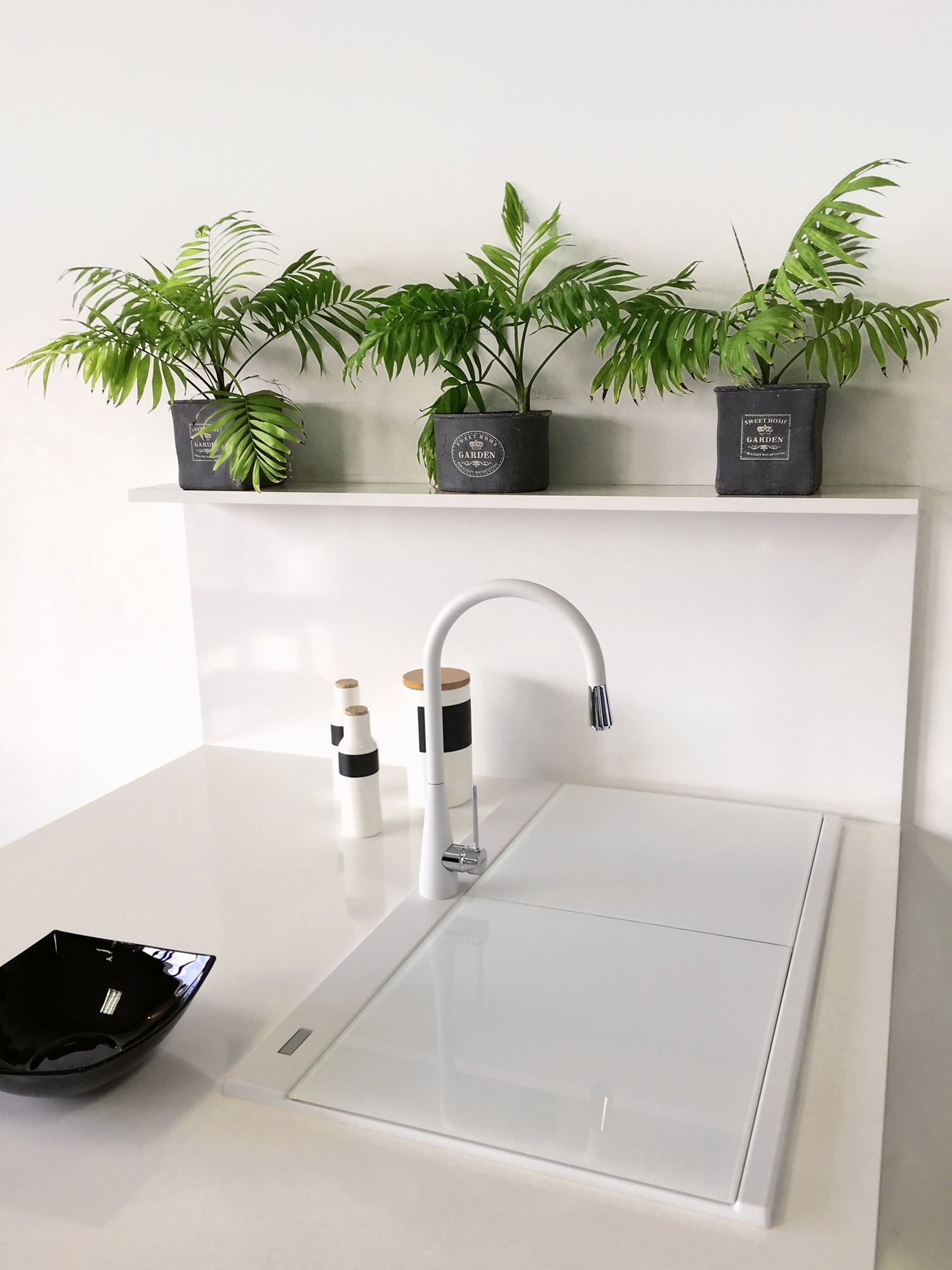 Ruvati 34" epiGranite Topmount Workstation Ledge Granite Composite Kitchen Sink