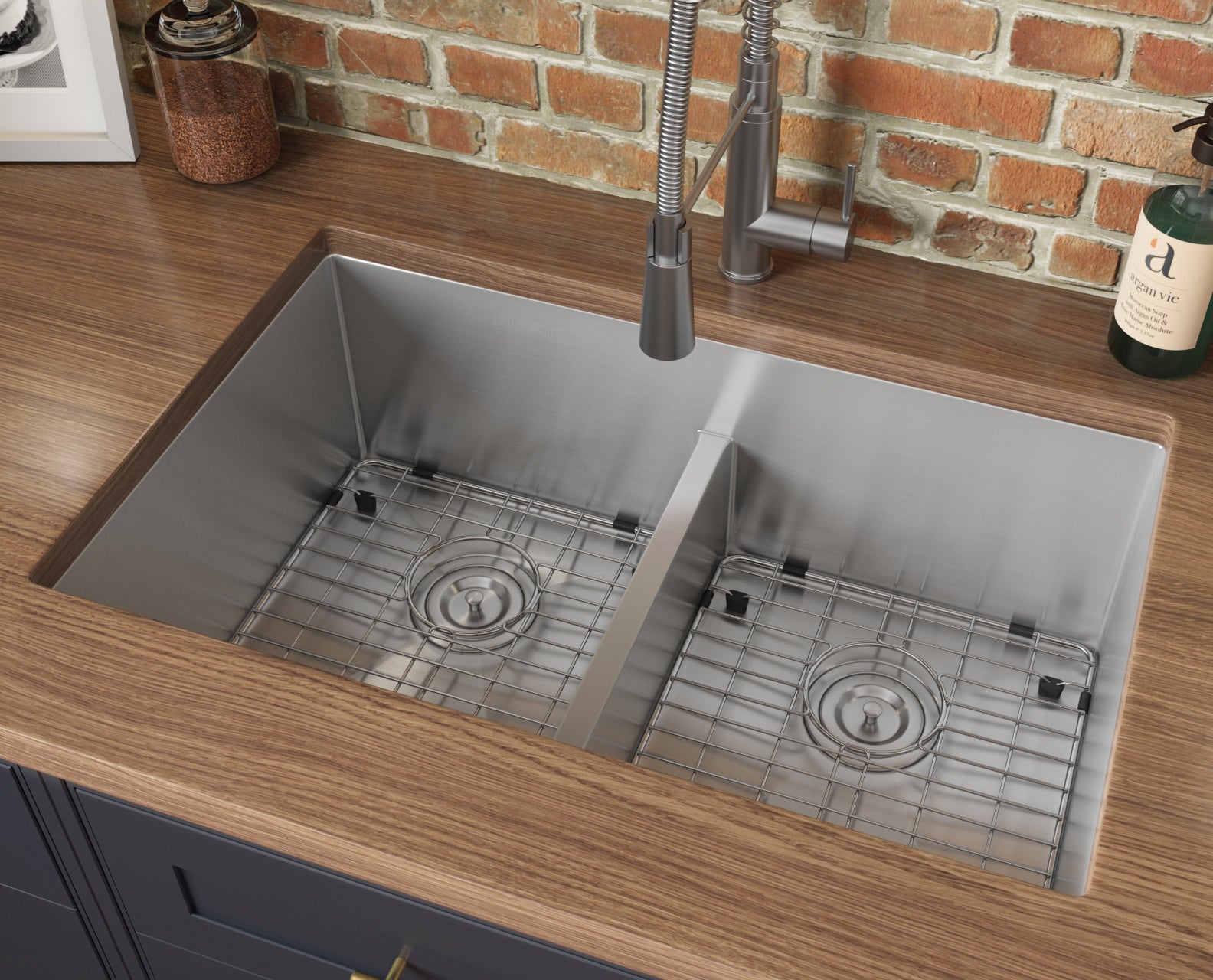 Ruvati Low-Divide Undermount Tight Radius 50/50 Double Bowl 16 Gauge Stainless Steel Kitchen Sink