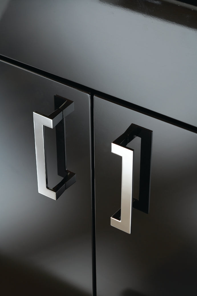 U-Turn Pull 5-1/16 inch (c-c), Atlas Homewares, A847